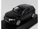 AUDI Q5 MYTHOS BLACK DEALER MODEL ART NR-5011605633